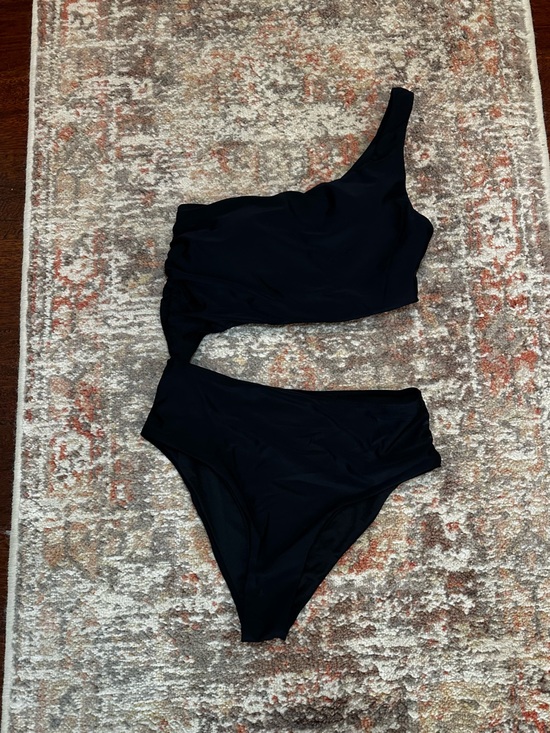 None Other - Black One-Shoulder Cutout Bikini